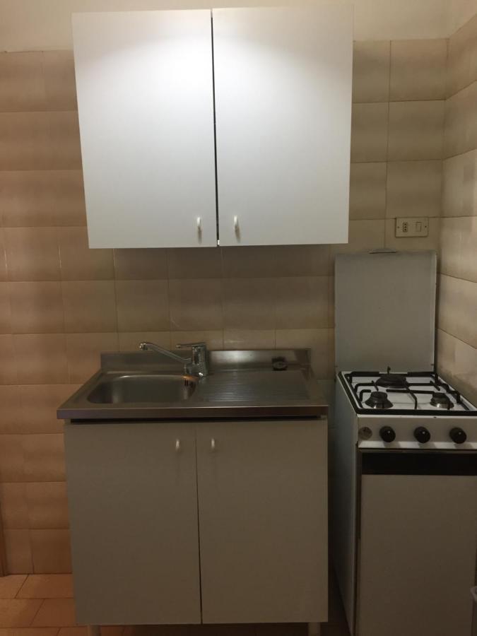 Le Zagare Apartments Сант-Алессио-Сикуло Экстерьер фото