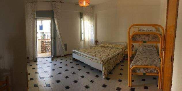 Le Zagare Apartments Сант-Алессио-Сикуло Экстерьер фото